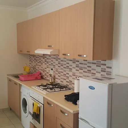 Studio Flat דירה *